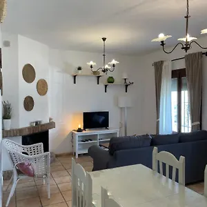https://agradable-casa-rural-con-chimenea-en-interior.es-andalucia.com