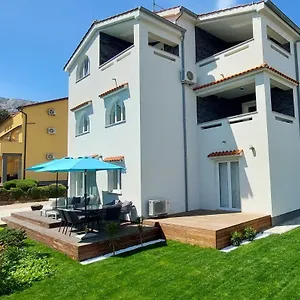 apartments-matea-i.primorje-gorskikotar.com/